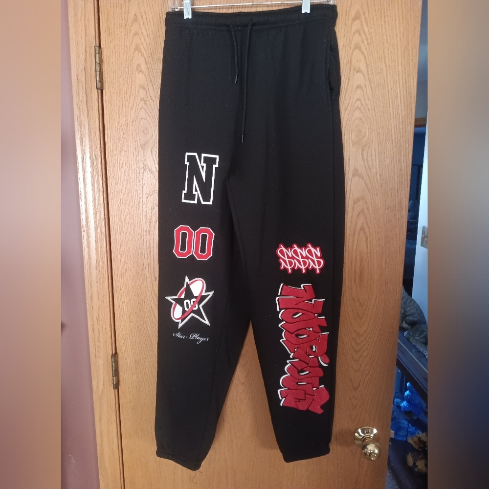 Men's size small,  Rue21 sweatpants